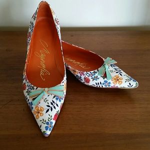 Magnolia Flora Flats